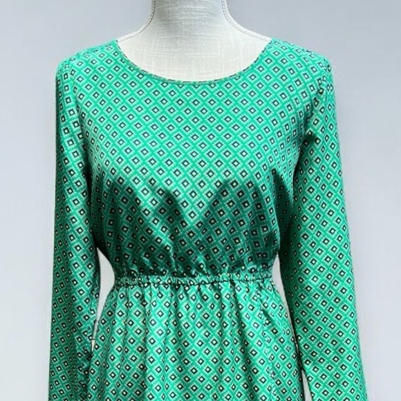 🌻J. Crew Green Diamond Print Long Sleeve Tulip Hem Dress Size 8 - Picture 3 of 10